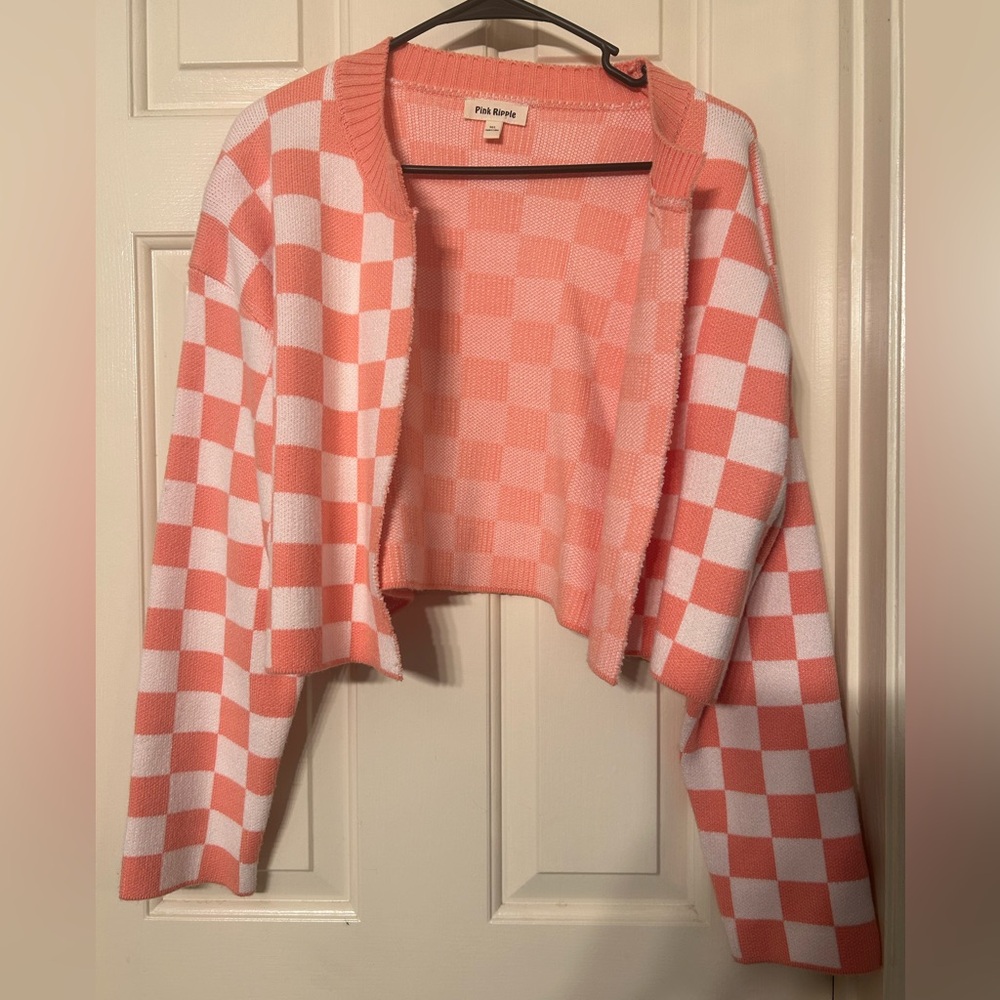 Pink Ripple Checkered Cardigan size M/L crop